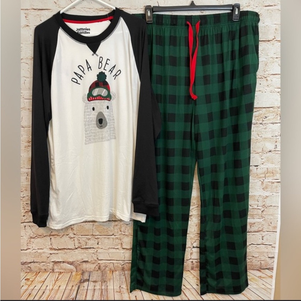 Cuddl dud’s Christmas polar bear pajama set!!